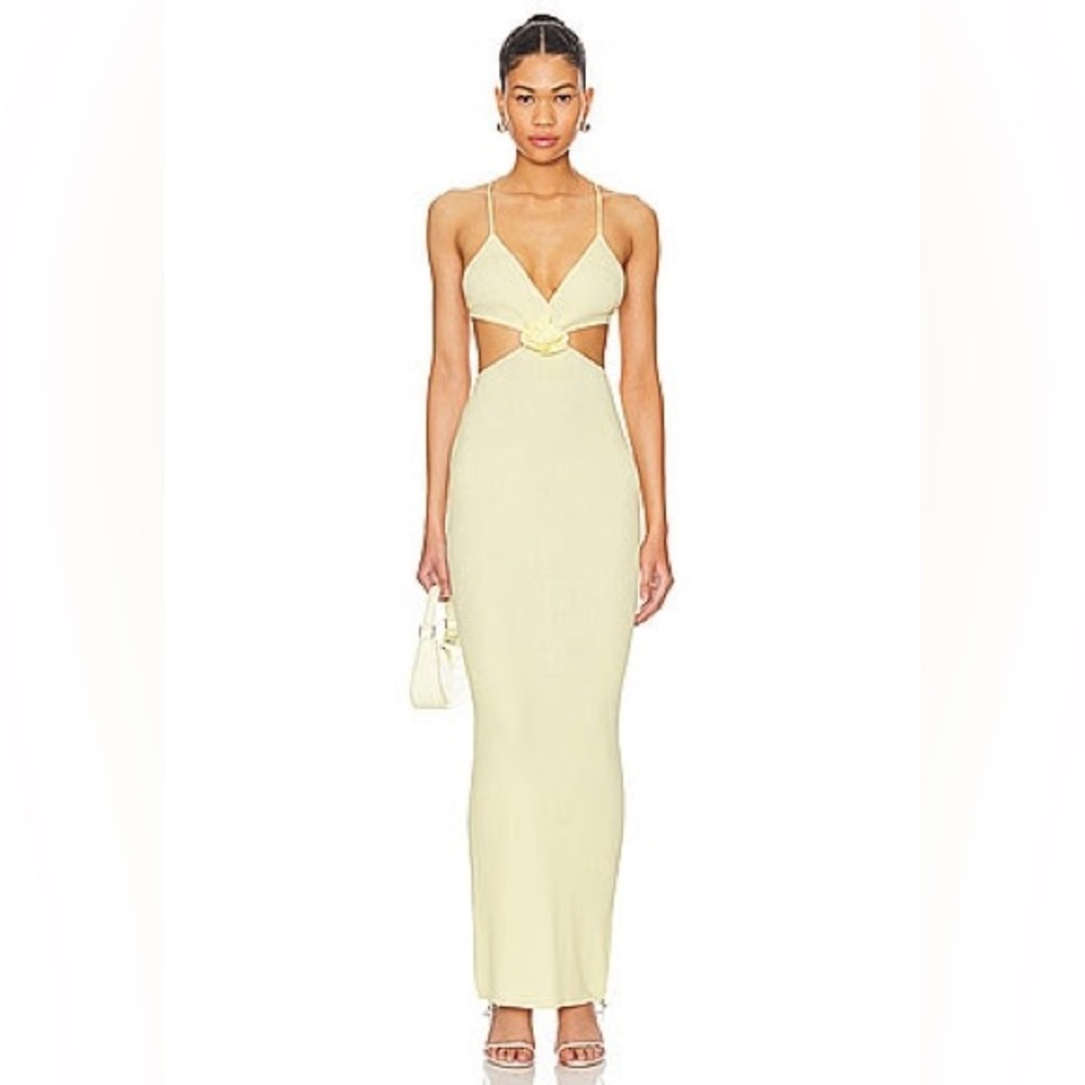 More to come kacey maxi dress in baby yellow